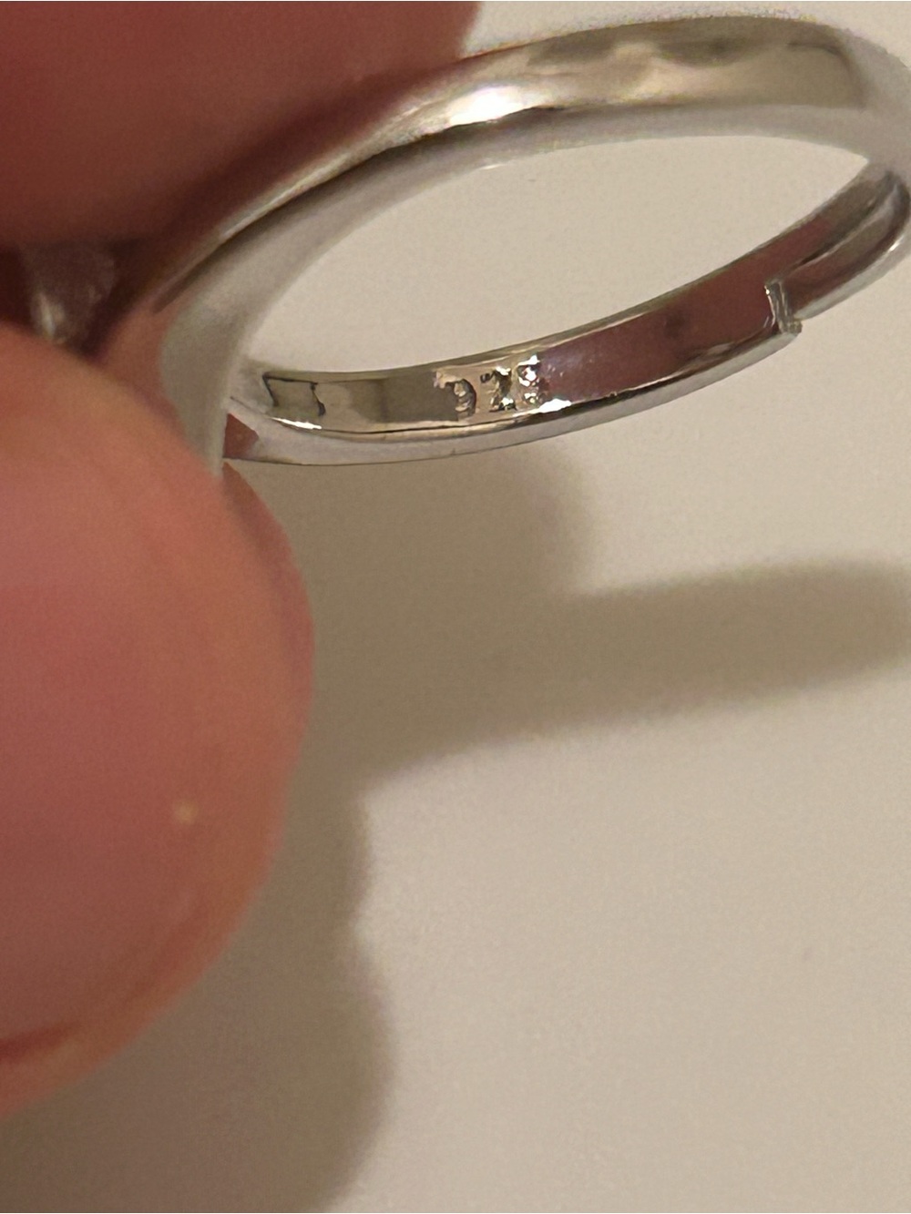 Genuine 925 Sterling Silver Black Gemstone Bypass Ring
Size 7 - Picture 4 of 4
